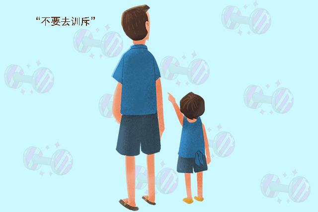 超级宝妈▲“为何你那里有胡子，我没有？”爸爸的这个回答，网友都竖大拇指