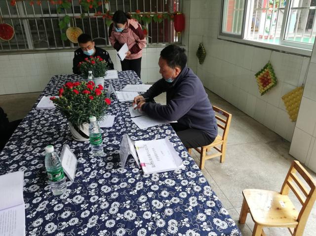 超级宝妈▲叙州区商州镇中心幼儿园顺利通过开学复课评估验收