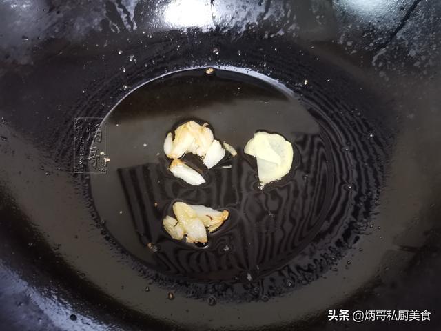 柳州螺蛳粉因它才有了“灵魂”，加点肉简单一炒，秒变下饭菜真香