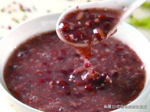 超级宝妈▲你还不知道1周孩子辅食该怎么吃，戳进来，（食物补铁篇）