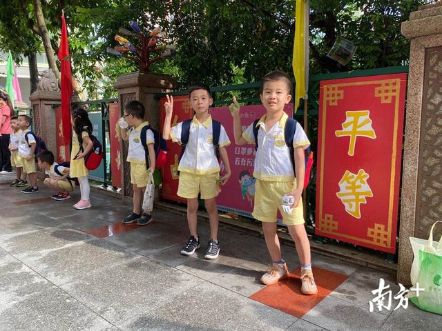超级宝妈|直击｜广州萌娃返园首日，老师家长“成功交接”