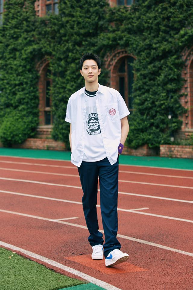 不明白小姐|鹿晗、杨幂、任嘉伦、罗云熙、赖冠霖