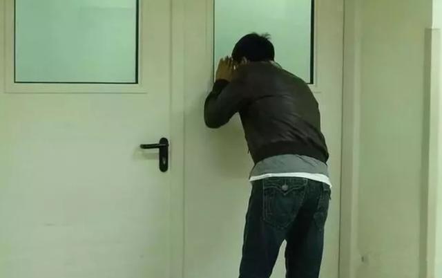 你的育儿经@宝宝出生，你家那位怎么发朋友圈宣告天下？这四种类型，你是哪种