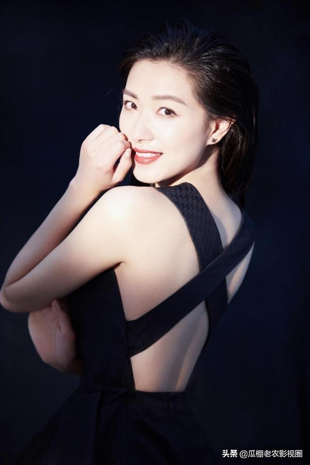 琉璃娃娃的梦|盘点娱乐圈4位知性优雅女神，秦岚、佟丽娅美的像幅画