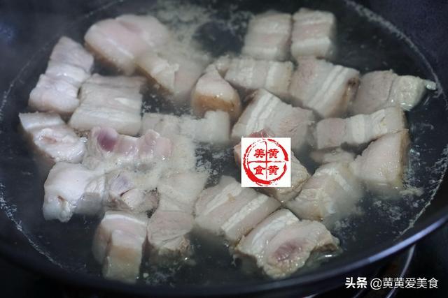 五花肉|80岁大厨告诉我，不放水的红烧肉秘制法，肉香四溢，一抿即化！