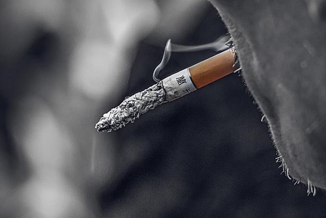 你的育儿经|无数家长最喜欢做的一件事，却严重危害孩子的生命健康，要警醒