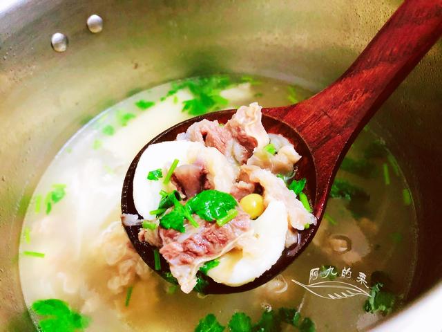 降温了，这样煮一锅给家人吃，汤鲜味美营养高，越吃越香还不上火