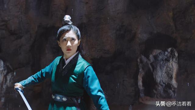 多拉不懂A梦|《暮白首》墨幻神出鬼没、武功高强，为何容夙能够重创她？