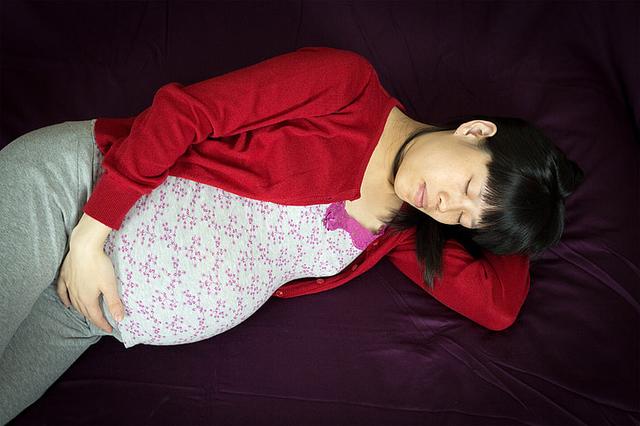 你的育儿经|四姐妹10年生下60多个娃，赚得多却被人看不起，如今身体已累垮