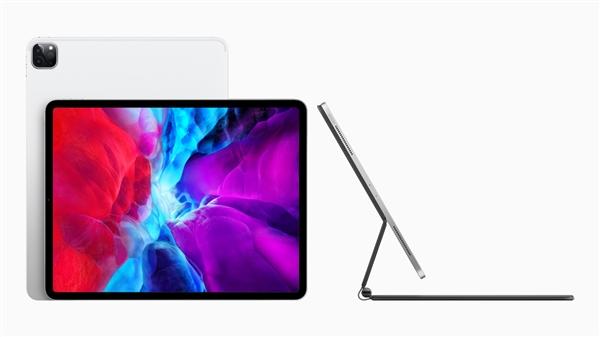环球网▲iPad外接键鼠体验：大量APP需要歪头90度看、效果尴尬