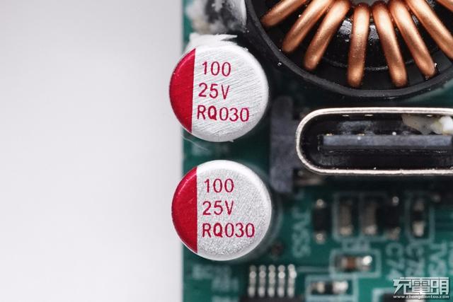 联想90W双C口氮化镓快充拆解，双口45W快充，内部设计爱了