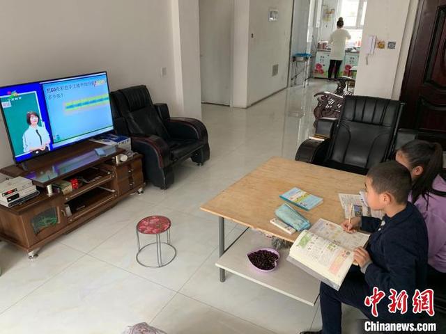 中国新闻网：互联网+教育助力宁夏150余万师生共享优质“空中资源”