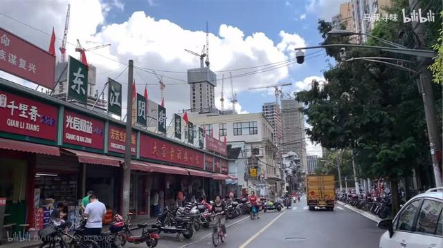 大都市中的街头小店怎么啦？“孤独的美食家”遍寻申城“民间美味”