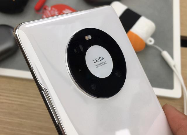 华为Mate40与iPhone12该买谁？理性分析得出答案