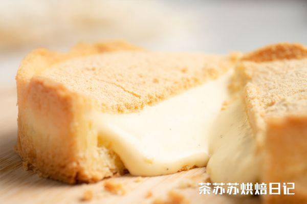 学会这道流心牛乳挞，想低调都不行