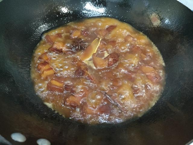 红烧肉，记住“2不放2窍门”，肉香十足、软糯入味，不柴不油腻