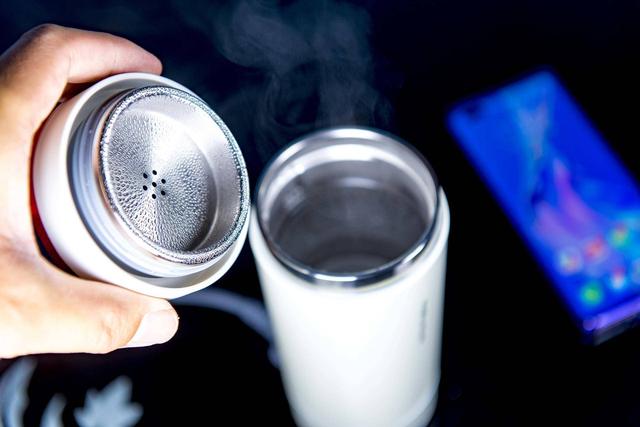 出门用自己的水杯，养生又健康，体验摩飞便携烧水杯