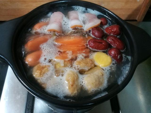 冬天定要常吃这肉，做成汤正适合，连汤带肉鲜香驱寒，浑身暖洋洋