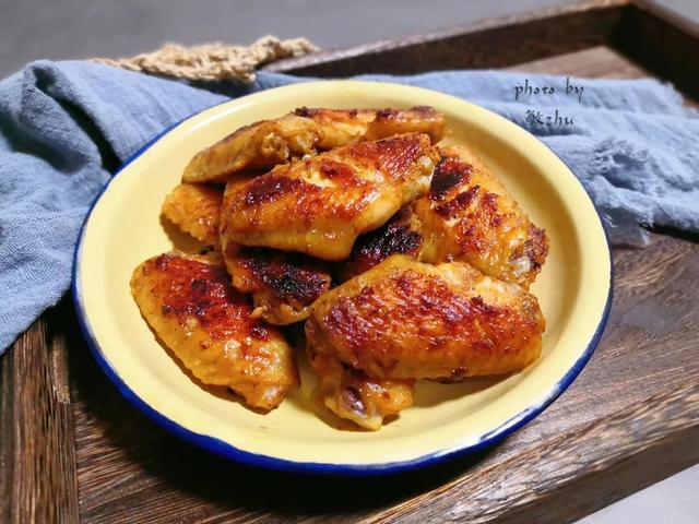 香煎鸡翅：外焦里嫩又入味，丝毫不比烤的差