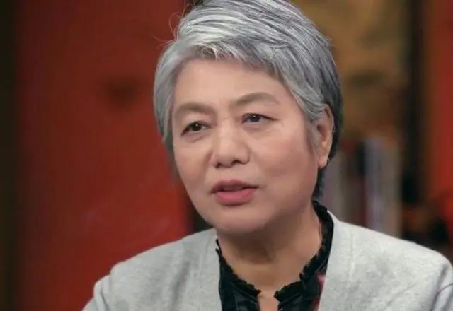 细雨微凉：对孩子要＂两不管、三不惯＂，娃将来更容易有出息，父母才会更省心