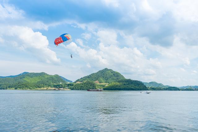 约吗旅行@不愧为江南水乡,杭州除了西湖外还有这几座湖可以游览
