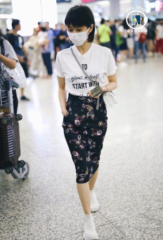 最时尚年龄从不是衰老的“导火索”，选对时尚半身裙，让你的夏天更完美