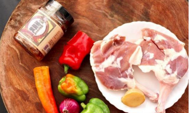 好吃没膻味的鸭子做法，技巧到位，肉质香嫩好吃