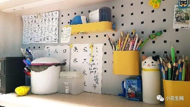 孩子|三个妈妈给娃精心布置“书桌区”，好多“鸡娃小心机”