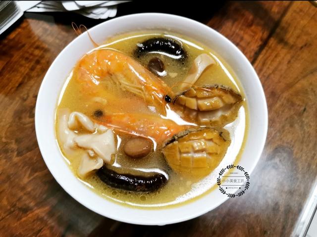 正宗“佛跳墙”有多奢华？看完终于明白：贫穷限制了我的想象