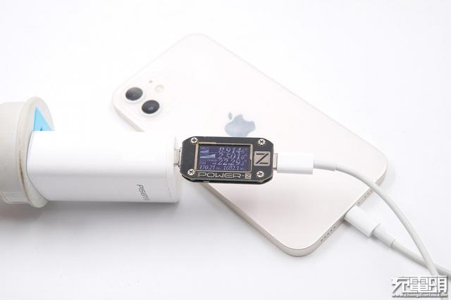 这里有49只65W充电器，给iPhone12充电效果如何？