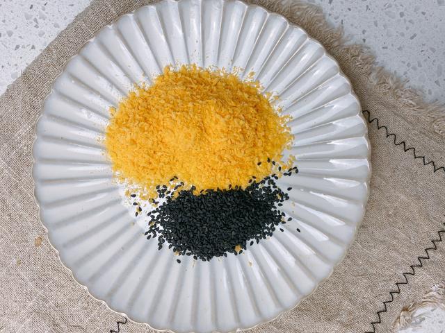 红薯丸子想要好吃，炸之前多做一步，表皮酥脆，第二天也不会回软