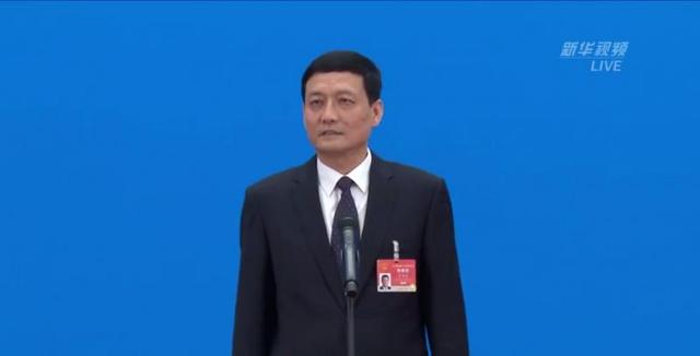 肖亚庆：在制造业发展中要鼓励发展龙头企业，领军企业