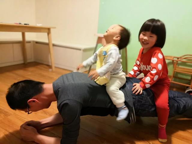 安全港|家庭教育的本质其实是家长的自我成长