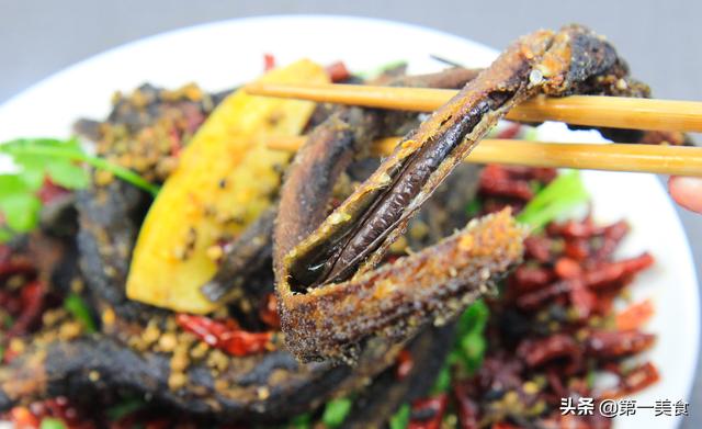 据说这是男人们最爱吃的菜？焦香入味，给你浑身酥麻的感觉