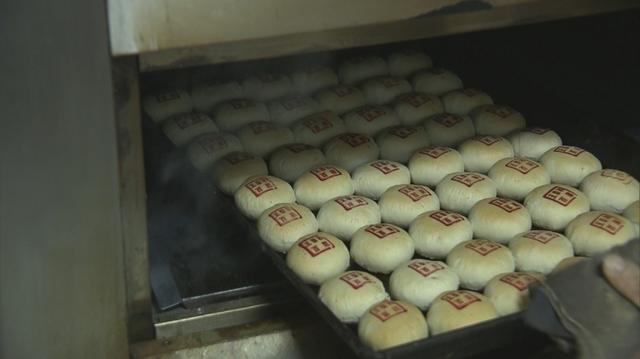 松饼|高桥松饼：咬下去一口酥松，是传统的年味