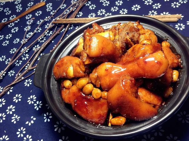 这样做肥而不腻，咸香软糯，加上花生，全家都喜欢