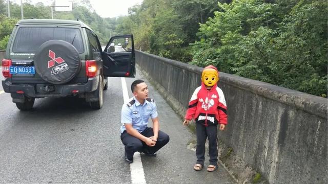 一路向北|德宏6龄童深夜离家暴走12公里，累了就睡隧道里，原因太令人心疼