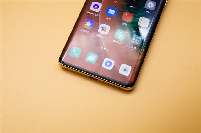 [环球网]120Hz屏旦用难回！OPPO Find X2 Pro评测：揭秘三摄问鼎世界第一