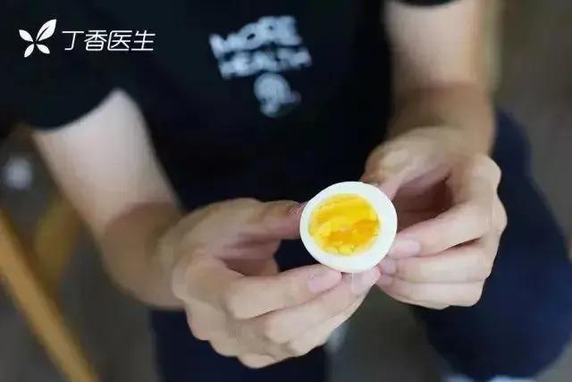 你的育儿经|孩子的早餐 鸡蛋煮几分钟最好?哪款牛奶最适合?权威专家为您解答