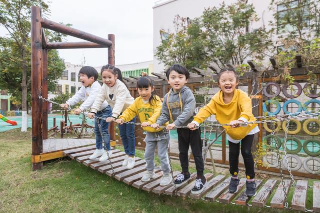 又一起孩子在幼儿园午休死亡，吃饱饭就马上睡觉，可能是催命符