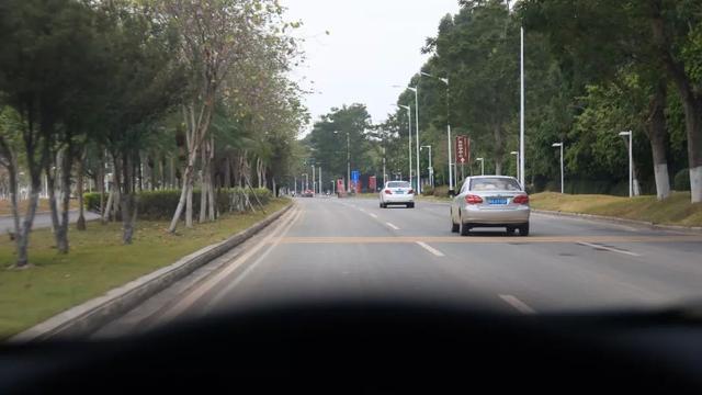 乘车御剑@2.0T+9AT,还带四驱,凯迪拉克XT6油耗测试结果曝光