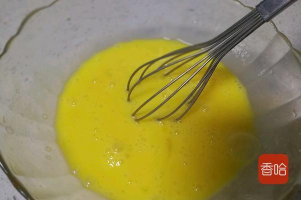 豆腐和鸡蛋这新吃法，炒一锅米饭不够吃，三两下就做好