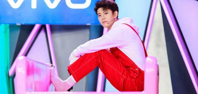 浮生|任嘉伦称不会撩妹，是个带娃能手，这个回答真高情商