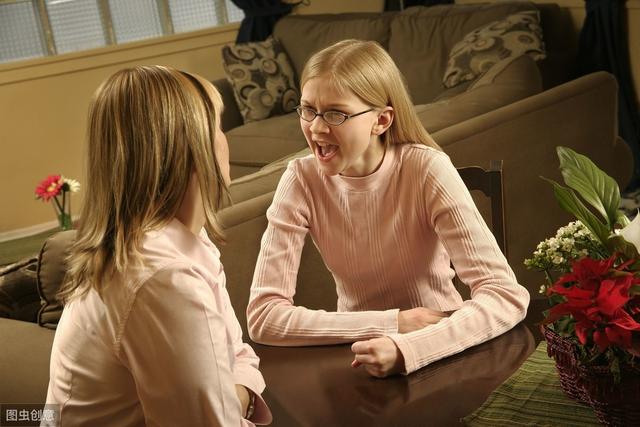 超级宝妈|孩子总是喜欢顶嘴,怎么办?家长应该正确认识“顶嘴”