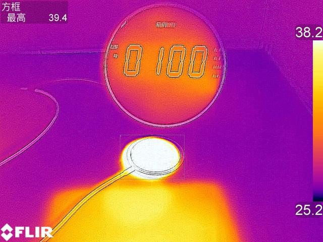 苹果MagSafe磁吸式无线充是指向未来的吗？