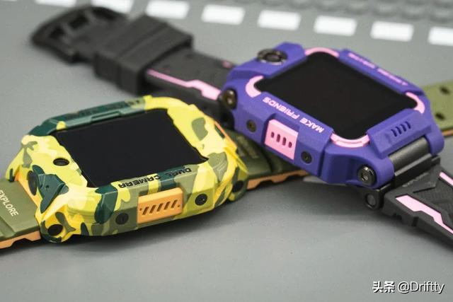 旗舰对决-为何近一倍差价？360儿童手表S2与小天才Z6横评