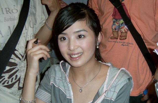 樱桃奶球|4位超女乘风破浪，李斯丹妮ace郁可唯vocal，不女团的许飞让人疼