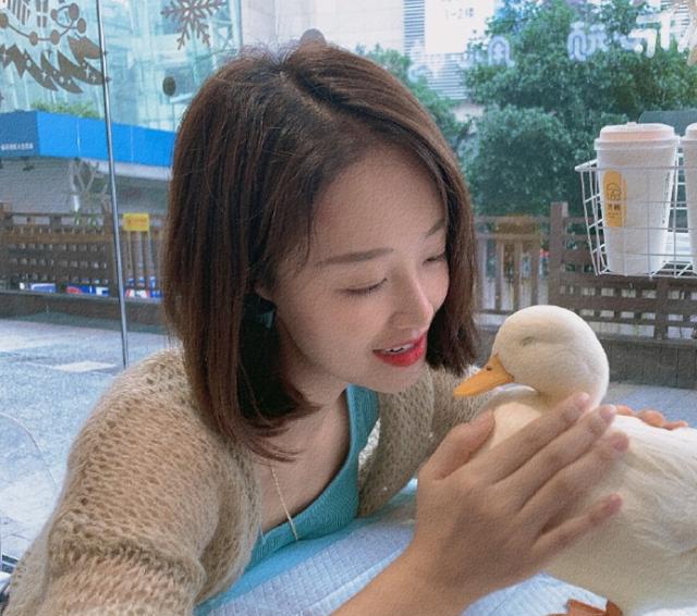 喵酱|拥有“女主脸”的人,一般都有这三个特征,很多人都输在第3点上