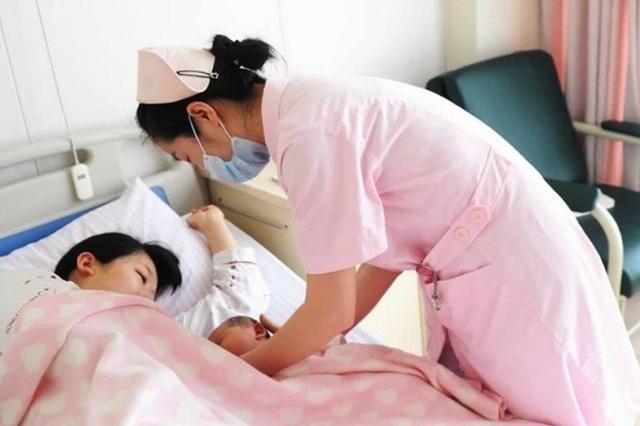 『超级宝妈』生娃时,为何有的孕妇疼得要命又时间长,而有的却很轻松还时间短