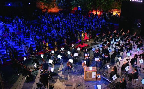 澎湃新闻|又可以去现场听音乐会了！欧洲音乐大国陆续复工演出